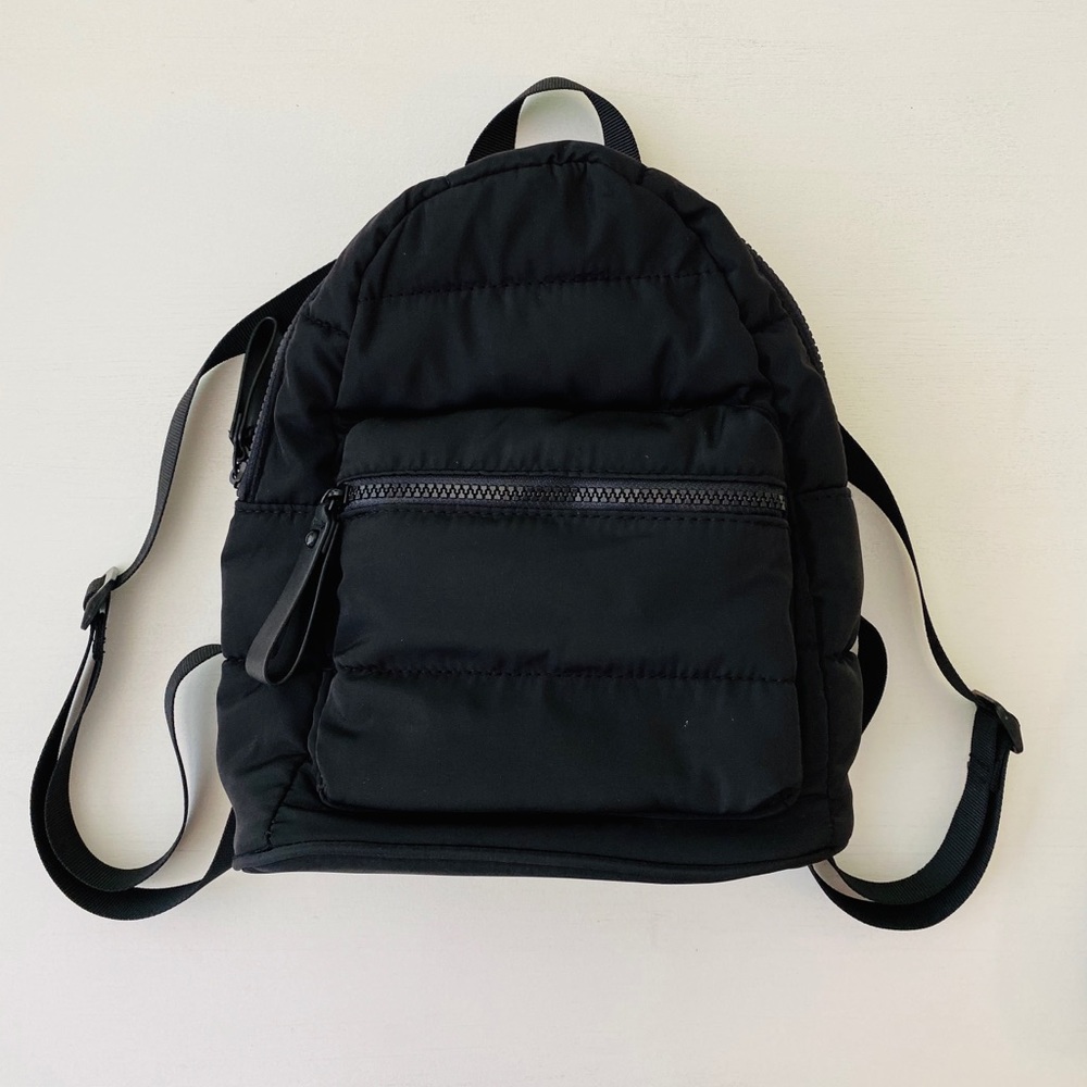 NWOT...Puffer mini backpack